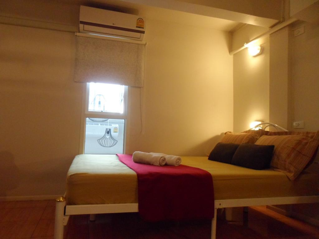 Need Sleep Hostel بانكوك المظهر الخارجي الصورة