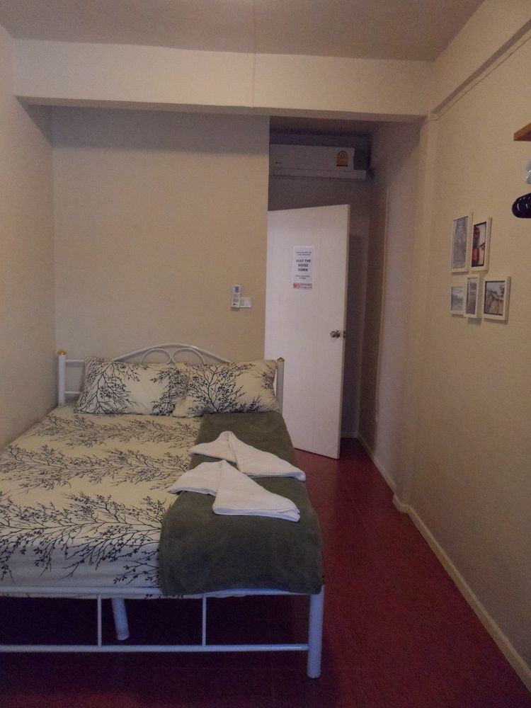 Need Sleep Hostel بانكوك المظهر الخارجي الصورة